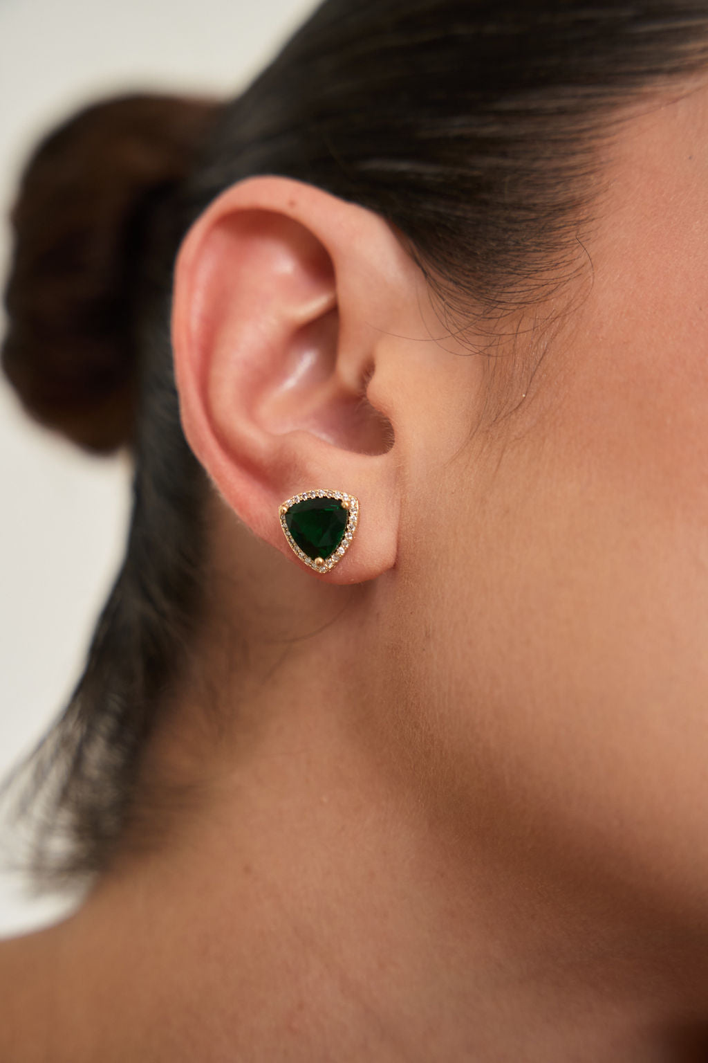 Aretes verdes brillantes