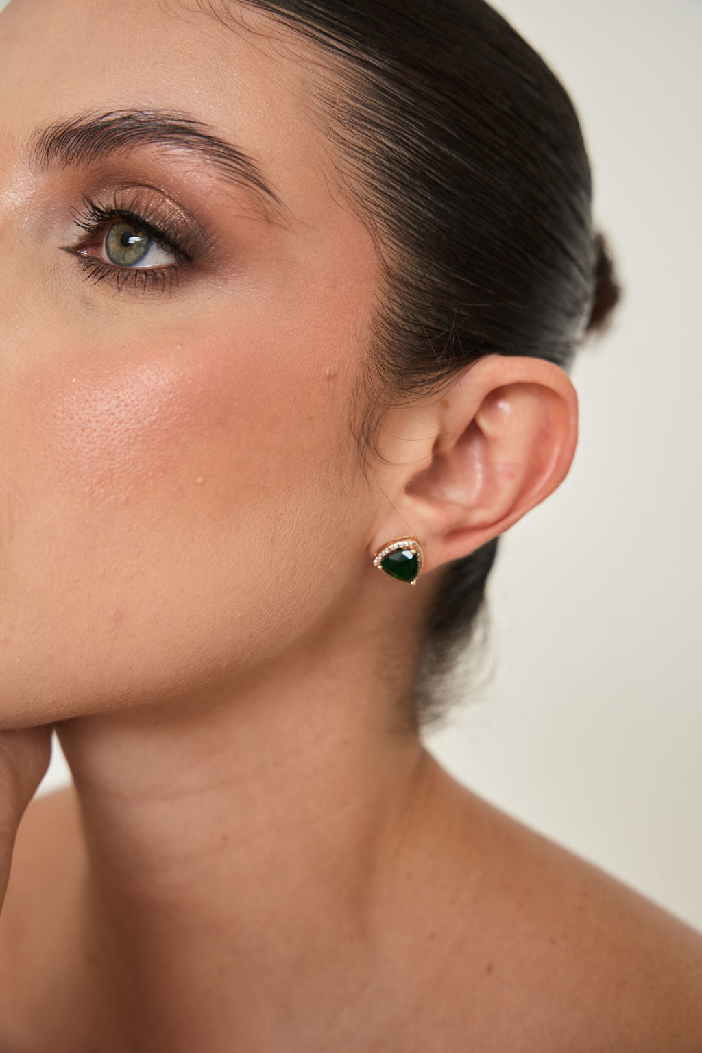 Aretes verdes brillantes