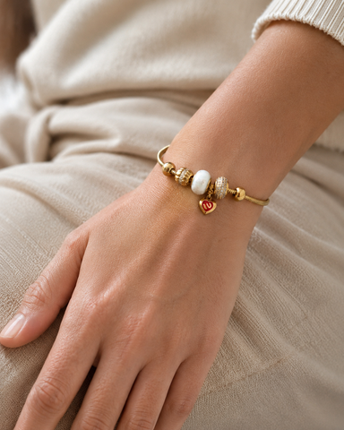 Pandora Oro